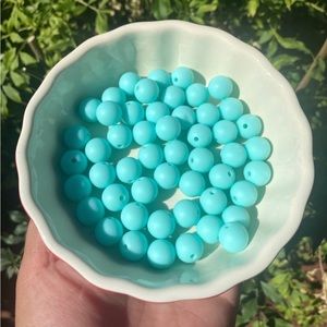 25 Qty 12mm 🐋 Aqua (Blue) Silicone Beads
